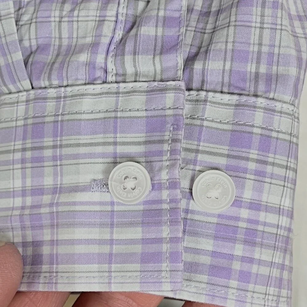 Calvin Klein Oxford Style Checked Woman's Cotton Button Down Shirt Size Medium - Picture 4 of 7